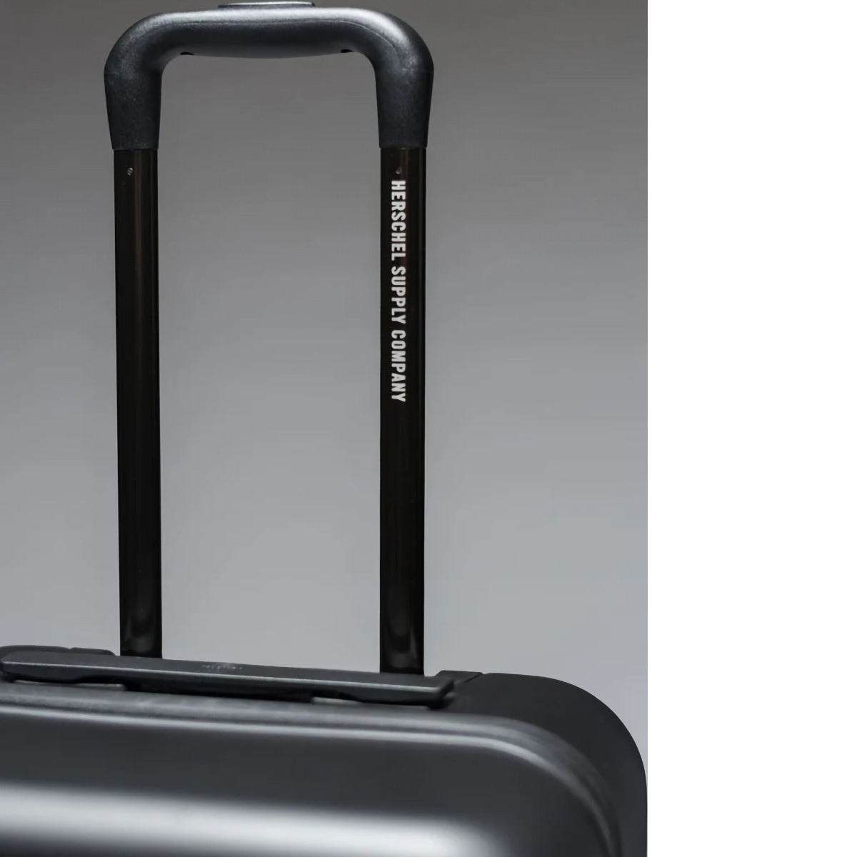 Heritage Hardshell Large Carry-On