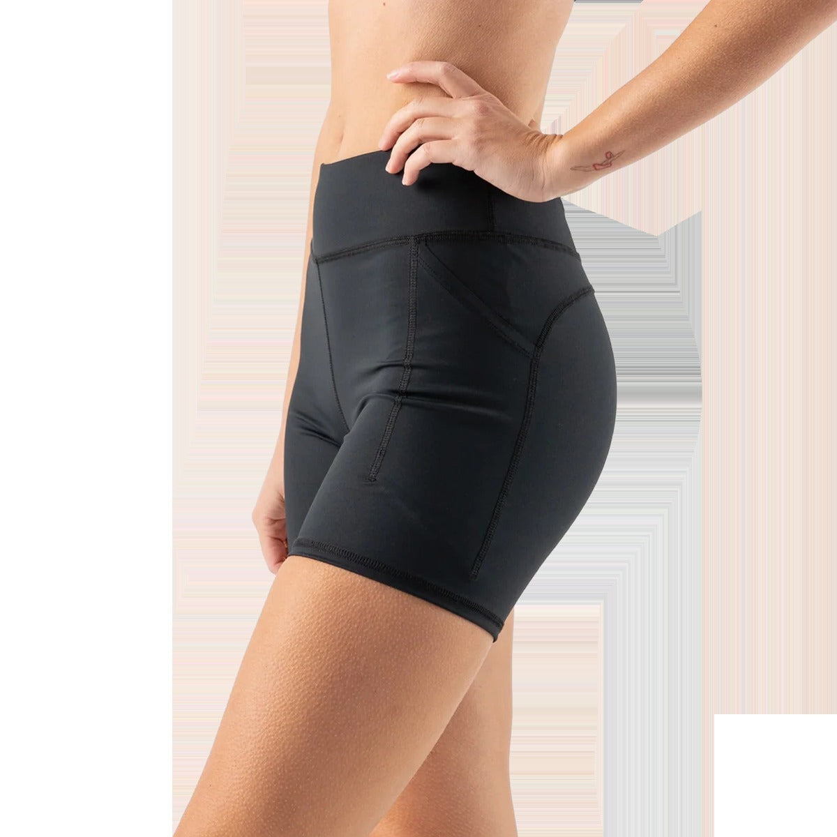 Women's Speed Leggy 4" Short