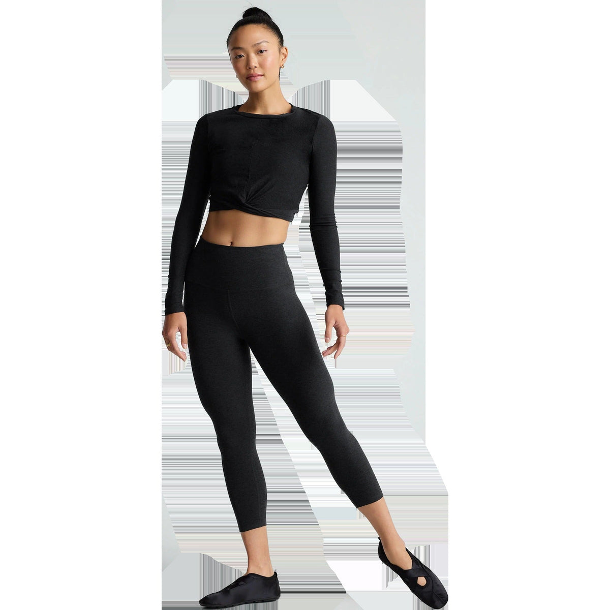 Women's Featherweight Cropped Long Sleeve Pullover