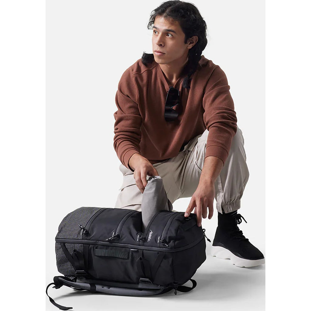 SEG28 Travel Pack
