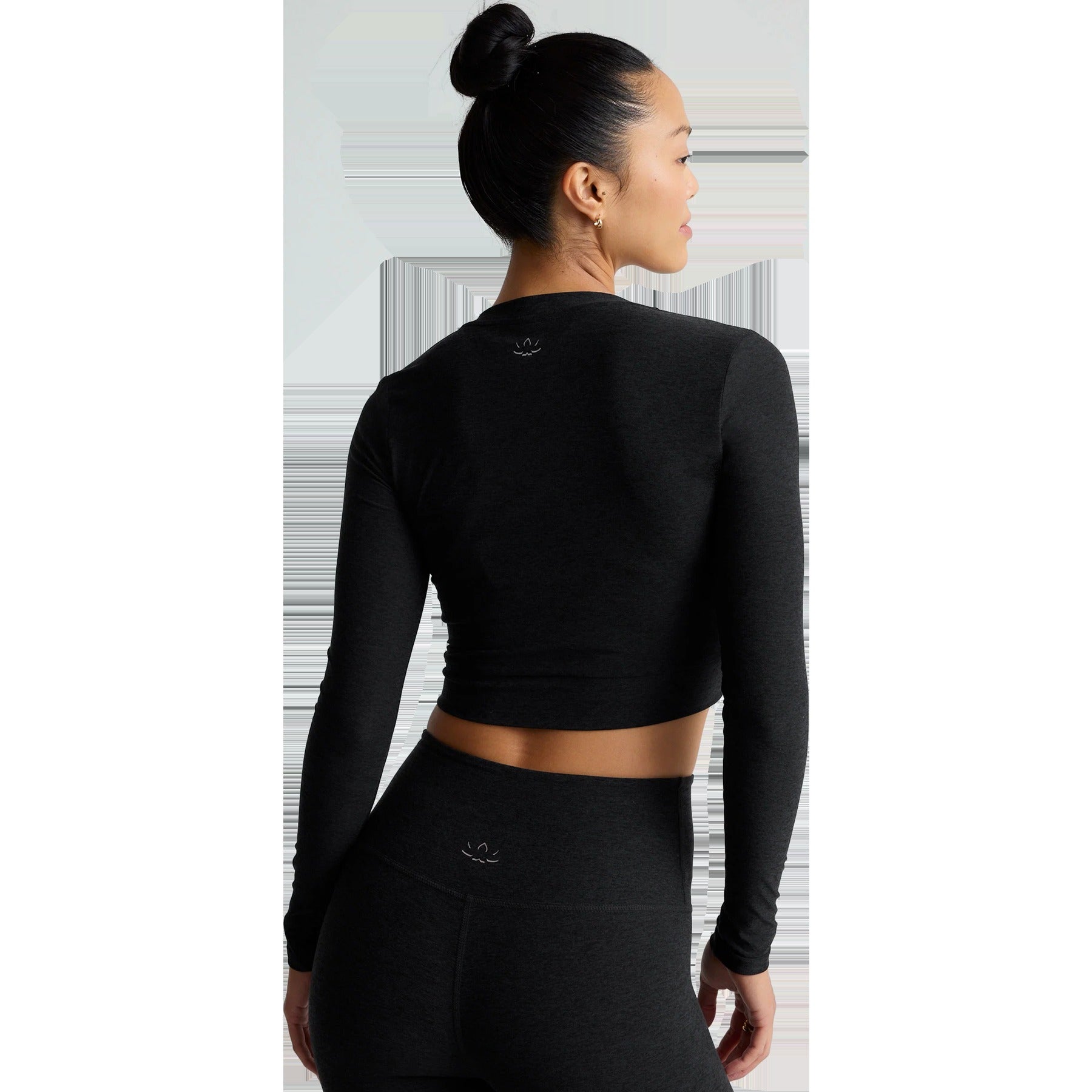 Women's Featherweight Cropped Long Sleeve Pullover