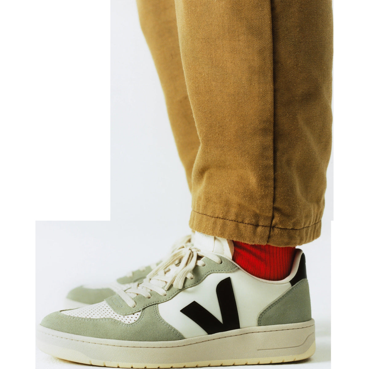 Women's V-10