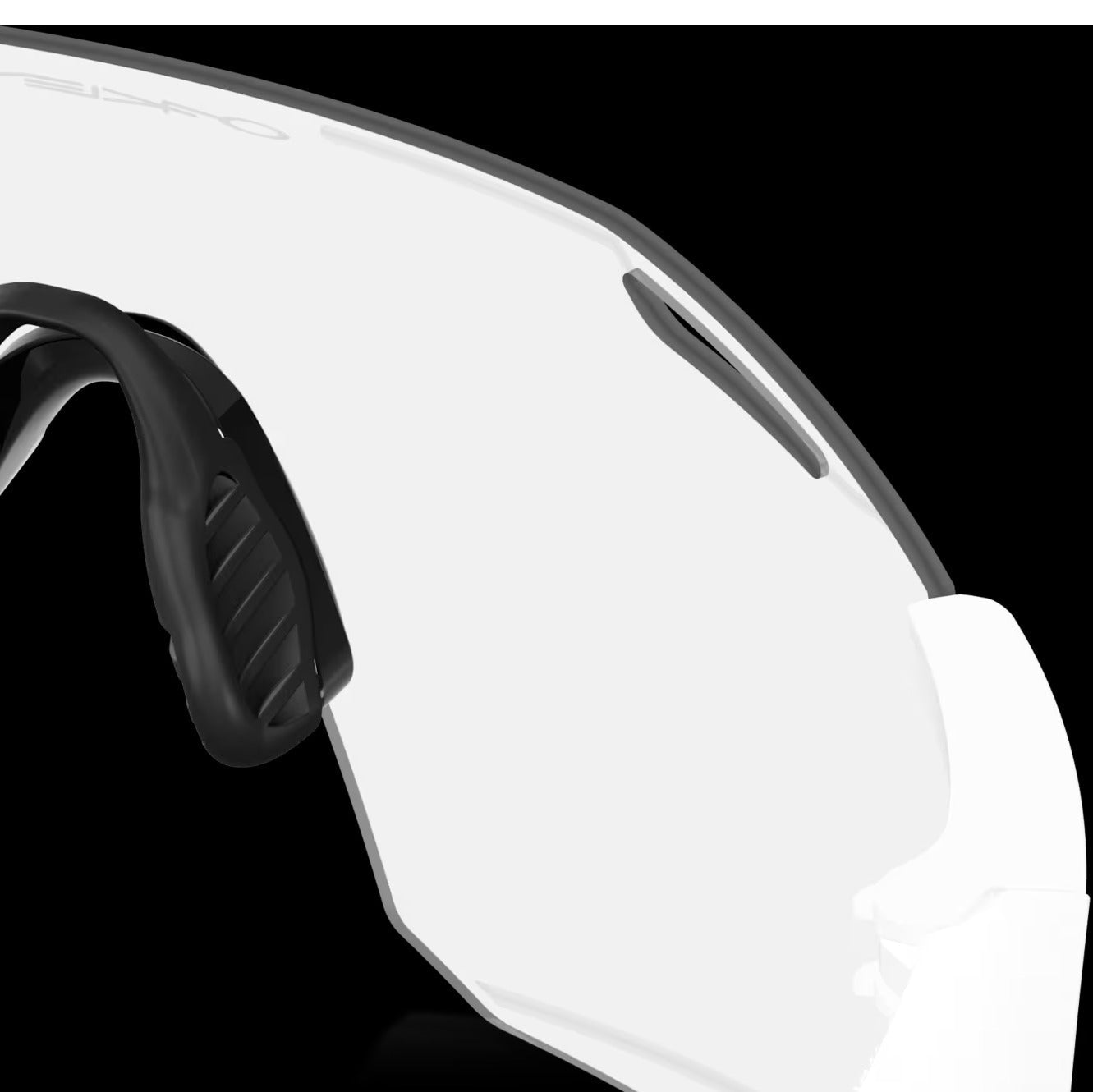 Cybr Dyno - Matte White/Clear to Black Iridium Photochromic