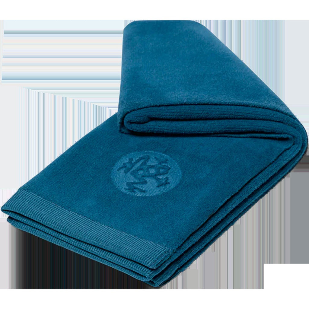eQua Hot Towel