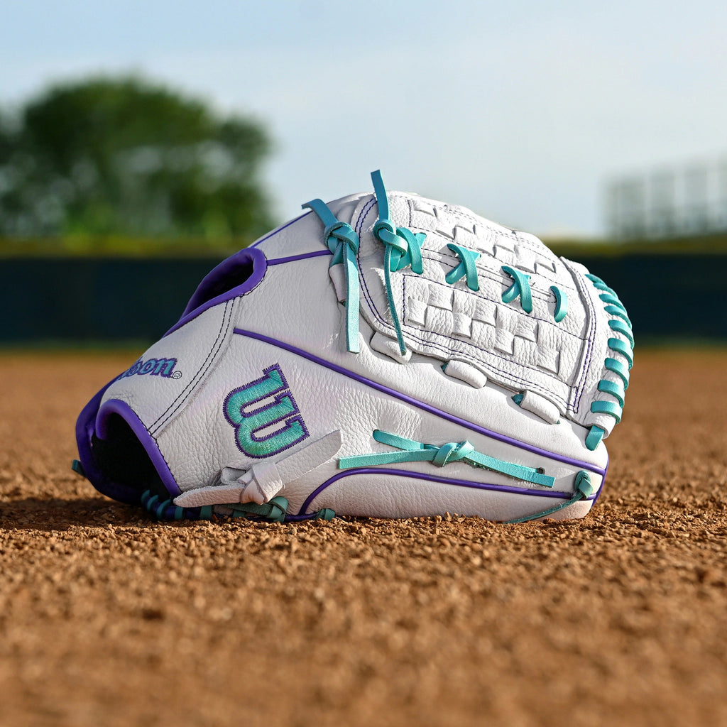 A500 Siren Fastpitch - 11.75" Closed Web