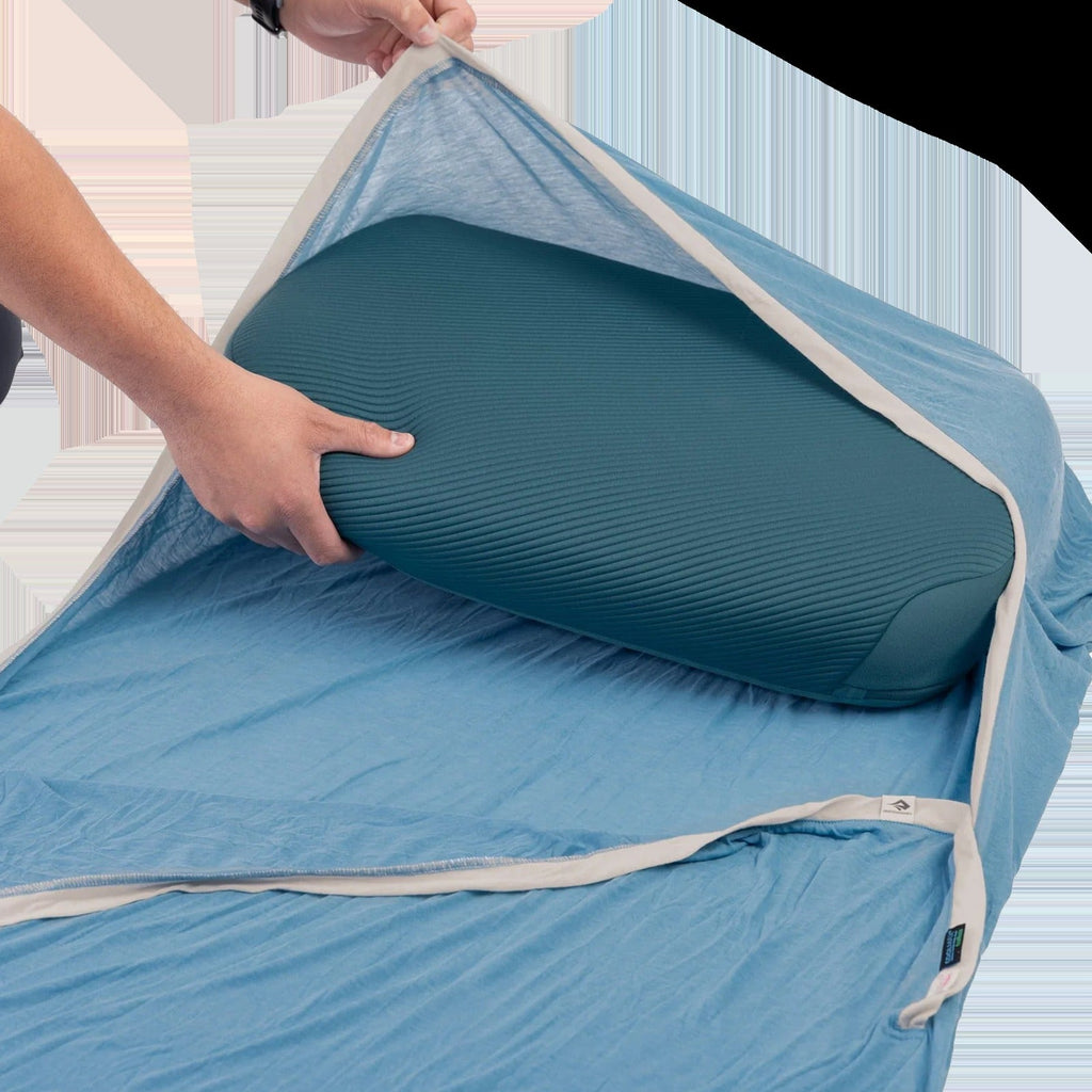 Breeze Lightweight Rectangular Liner with Pillow Sleeve