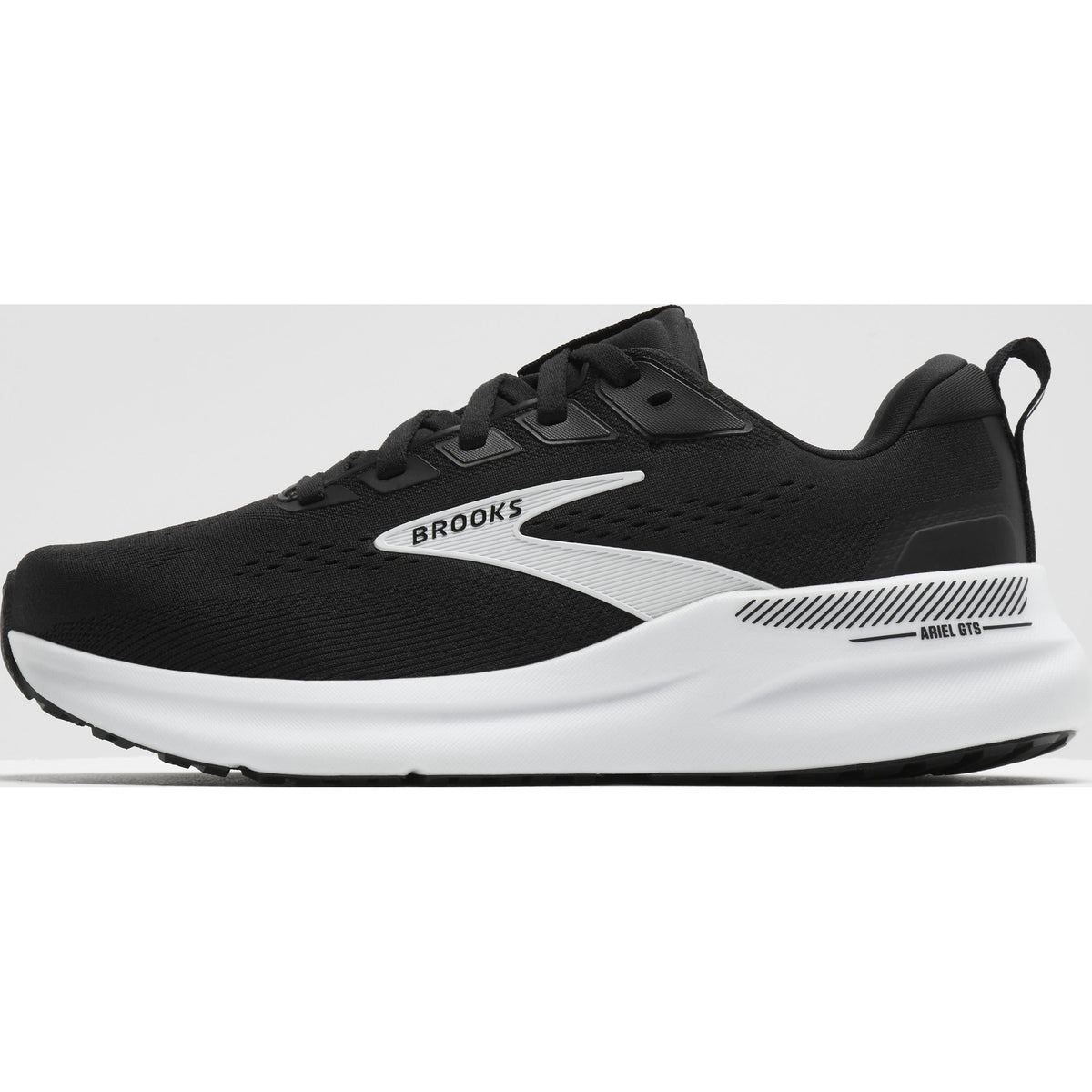 Women's Ariel 26 Wide