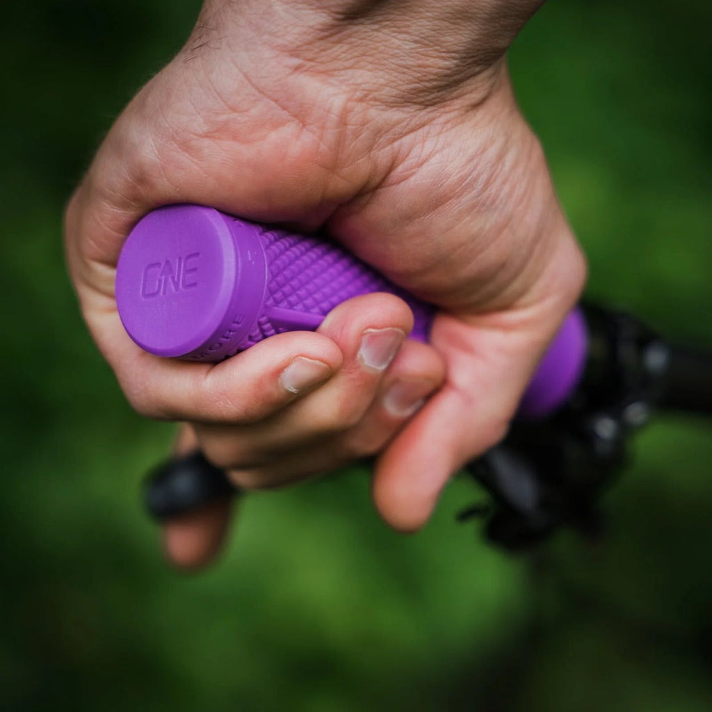 Lock-On Grips