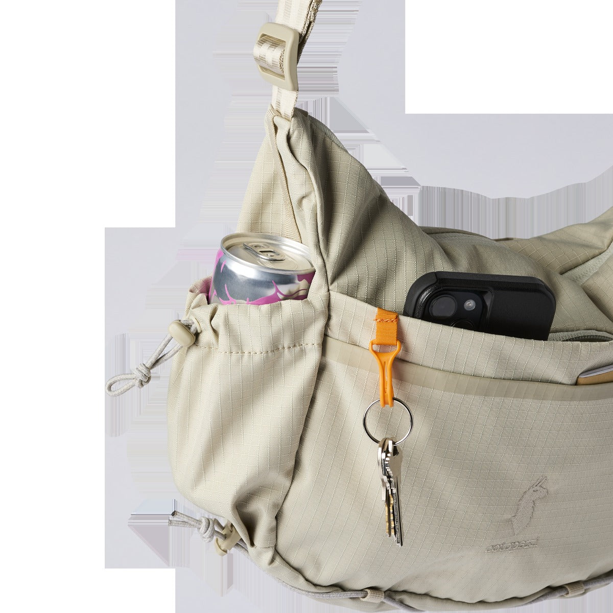 Viaje 9L Shoulder Bag