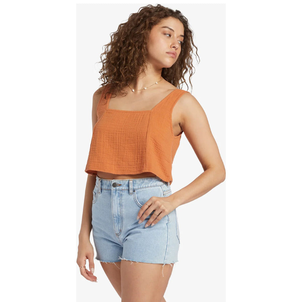 Women's Open Skies Top