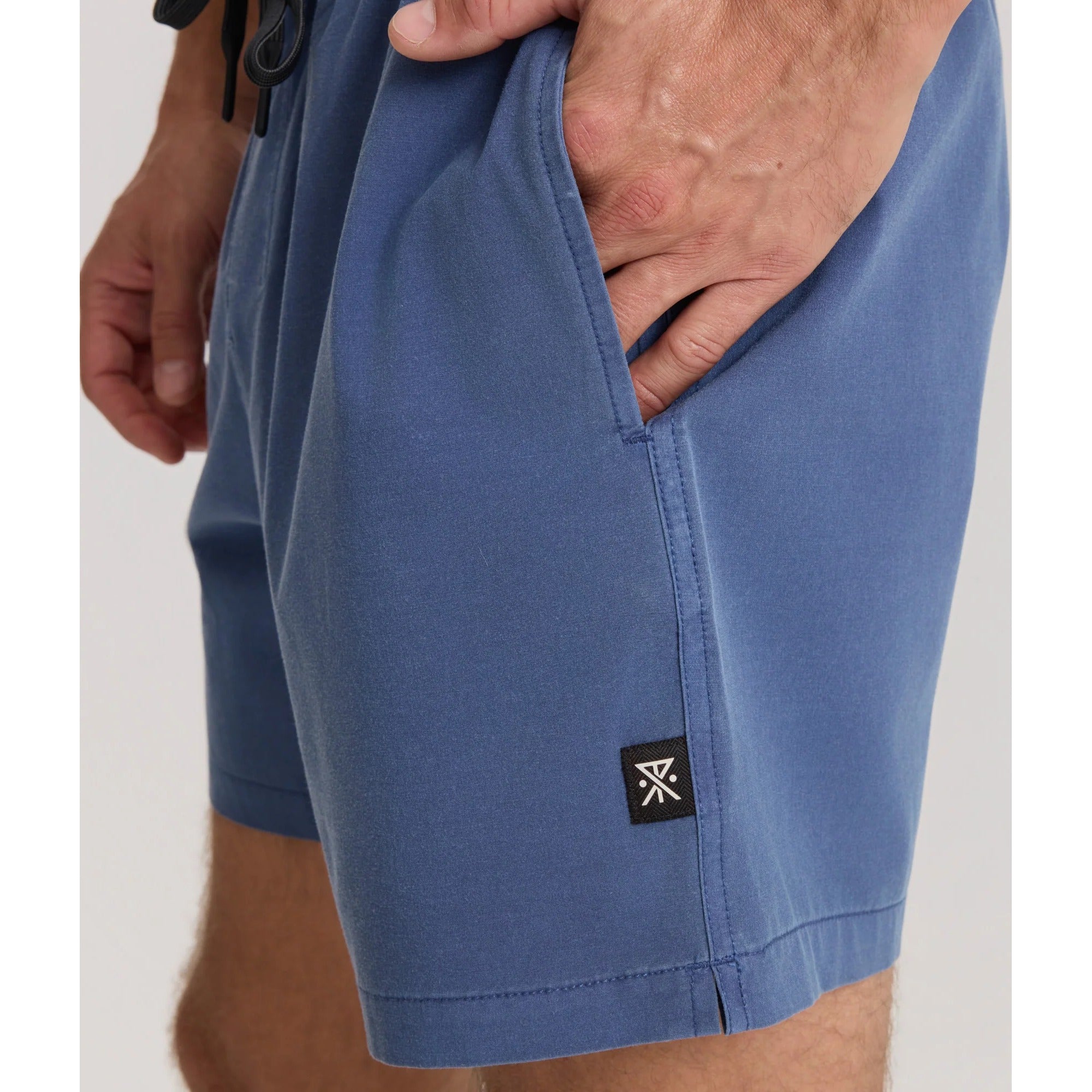 Men's Shorey 16"
