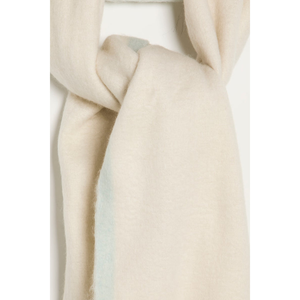 Women's Winter Chill Blanket Scarf