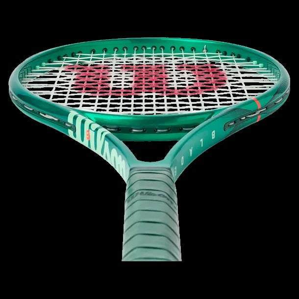 Wilson Blade 104 v10 Racket Demo
