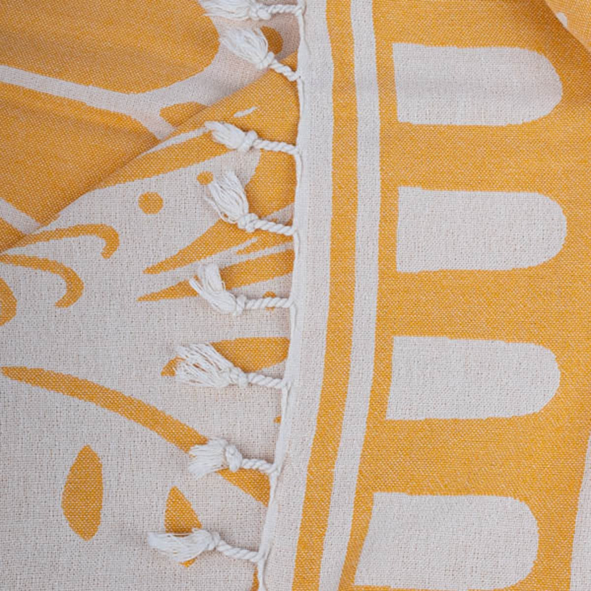 Nippon Daisy Large Beach Towel