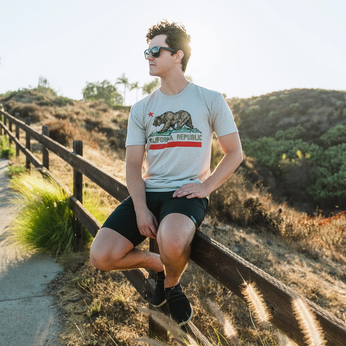 Men's Republic of CA Tee