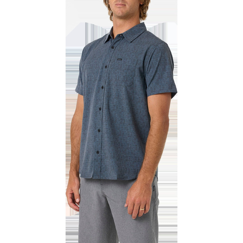 Men's TRVLR UPF Standard Short Sleeve