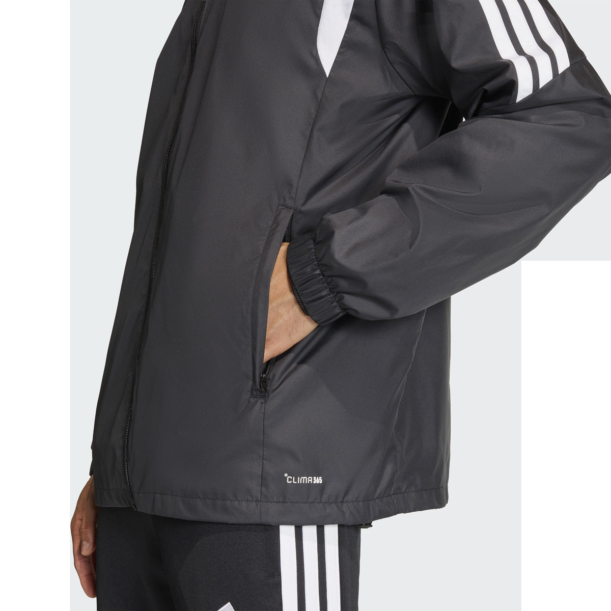 Men's Tiro 26 WB