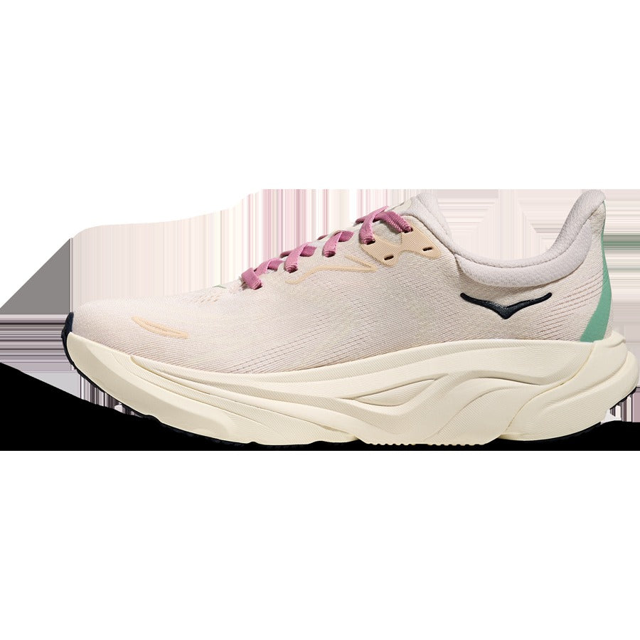 Women's Arahi 8