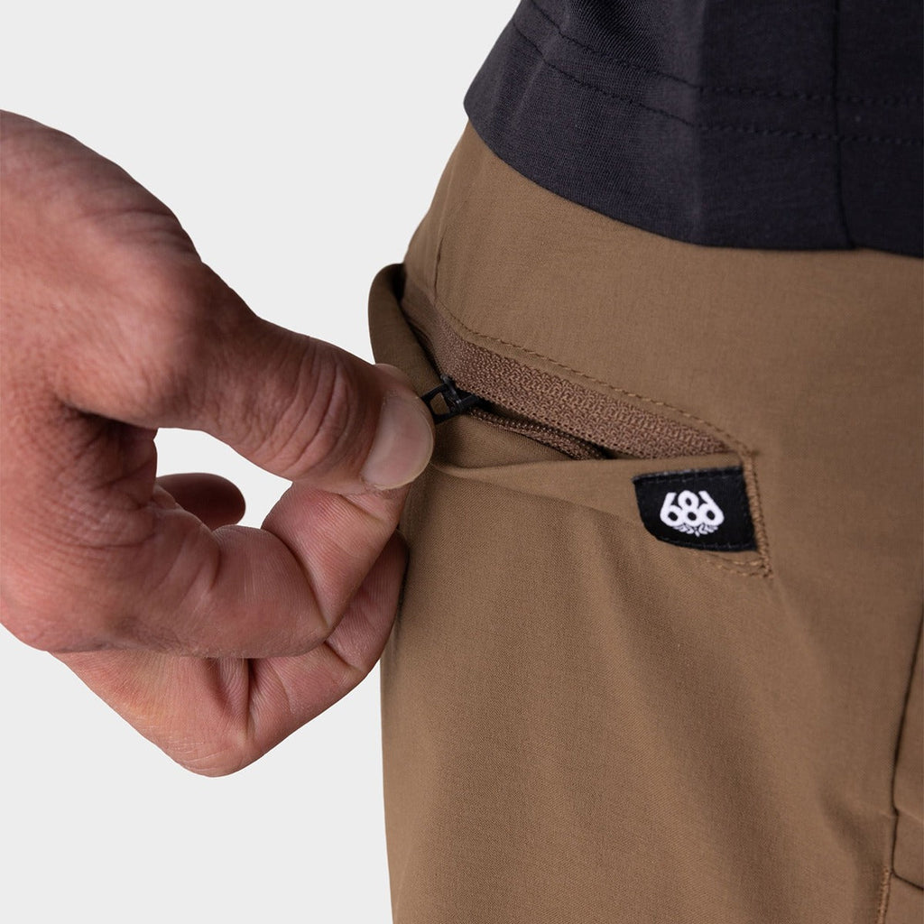 Men's Everywhere Featherlight Chino Short