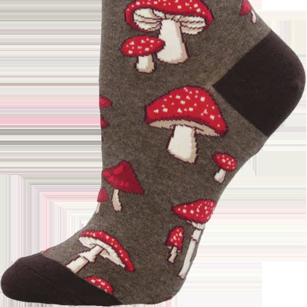 Women's Pretty Fly for a Fungi