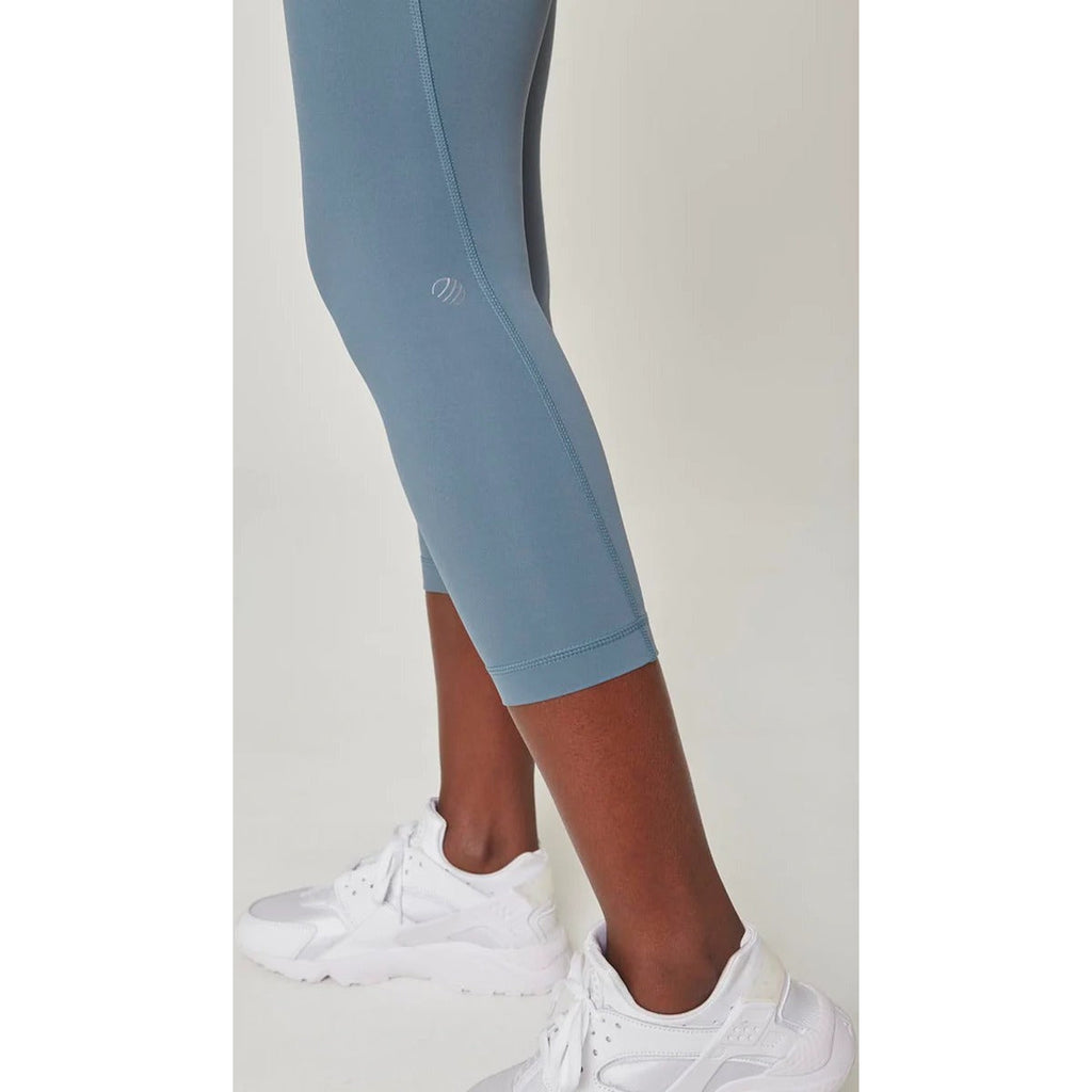 Women's Vital High-Waisted Pocket Capri 22"