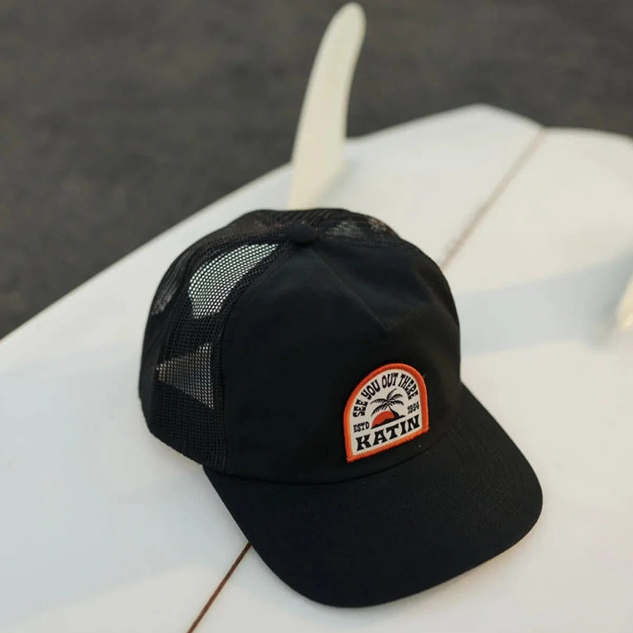 Solo Trucker Hat