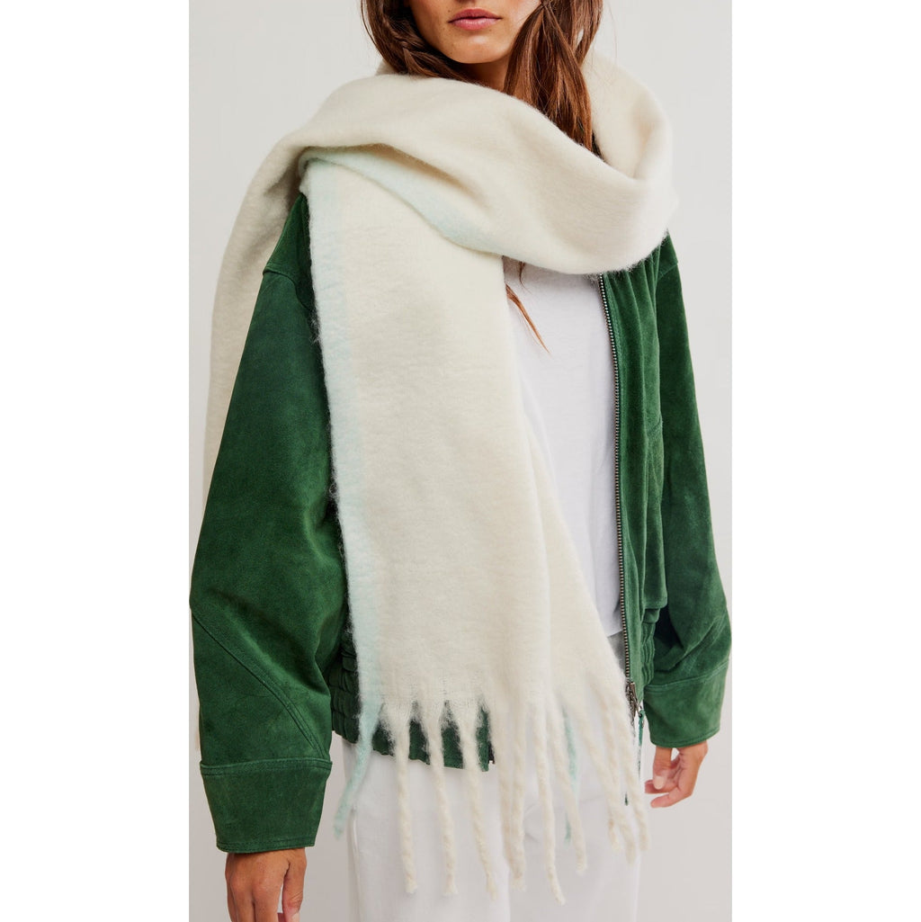 Women's Winter Chill Blanket Scarf