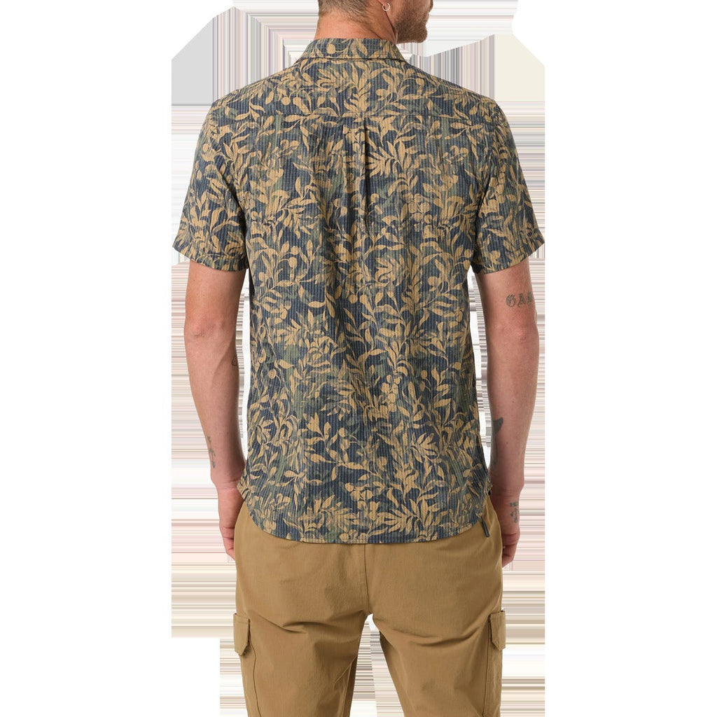 Men's TRVLR Perforated Printed Standard Short Sleeve