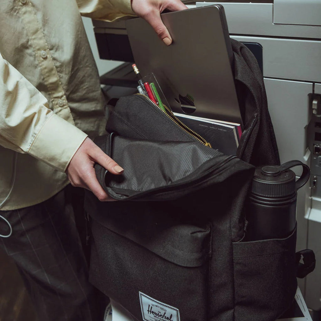 Classic XL Backpack
