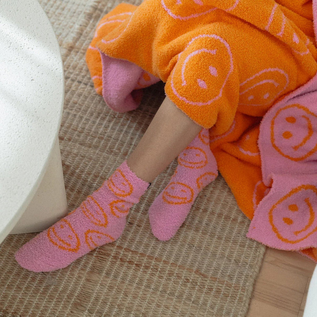 Smiley Local Beach Cozy Socks