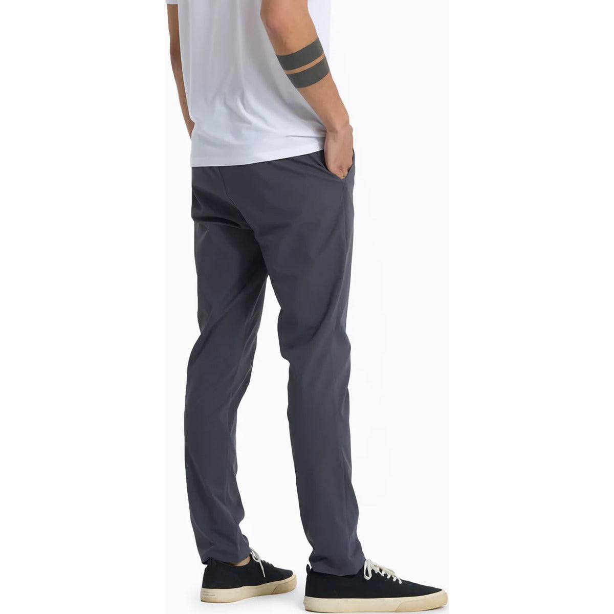 Men's Cascade Tech Chino