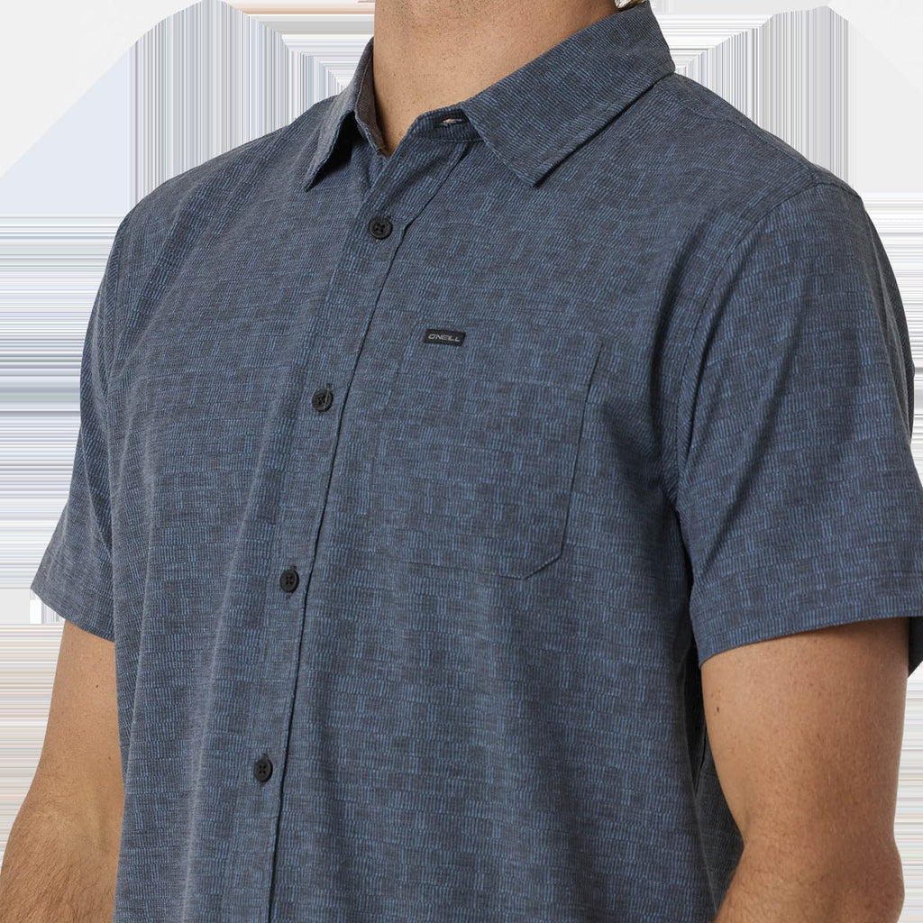 Men's TRVLR UPF Standard Short Sleeve